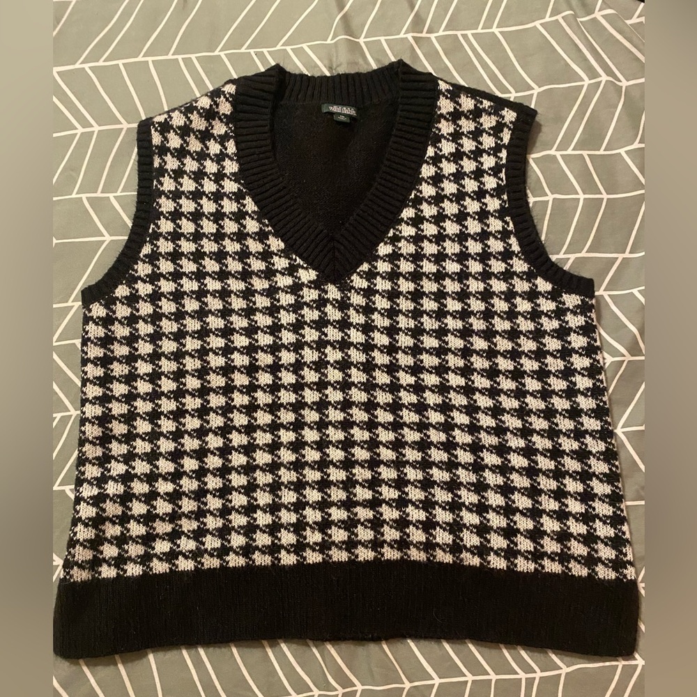 Houndstooth sweater Vest - juniors XXL